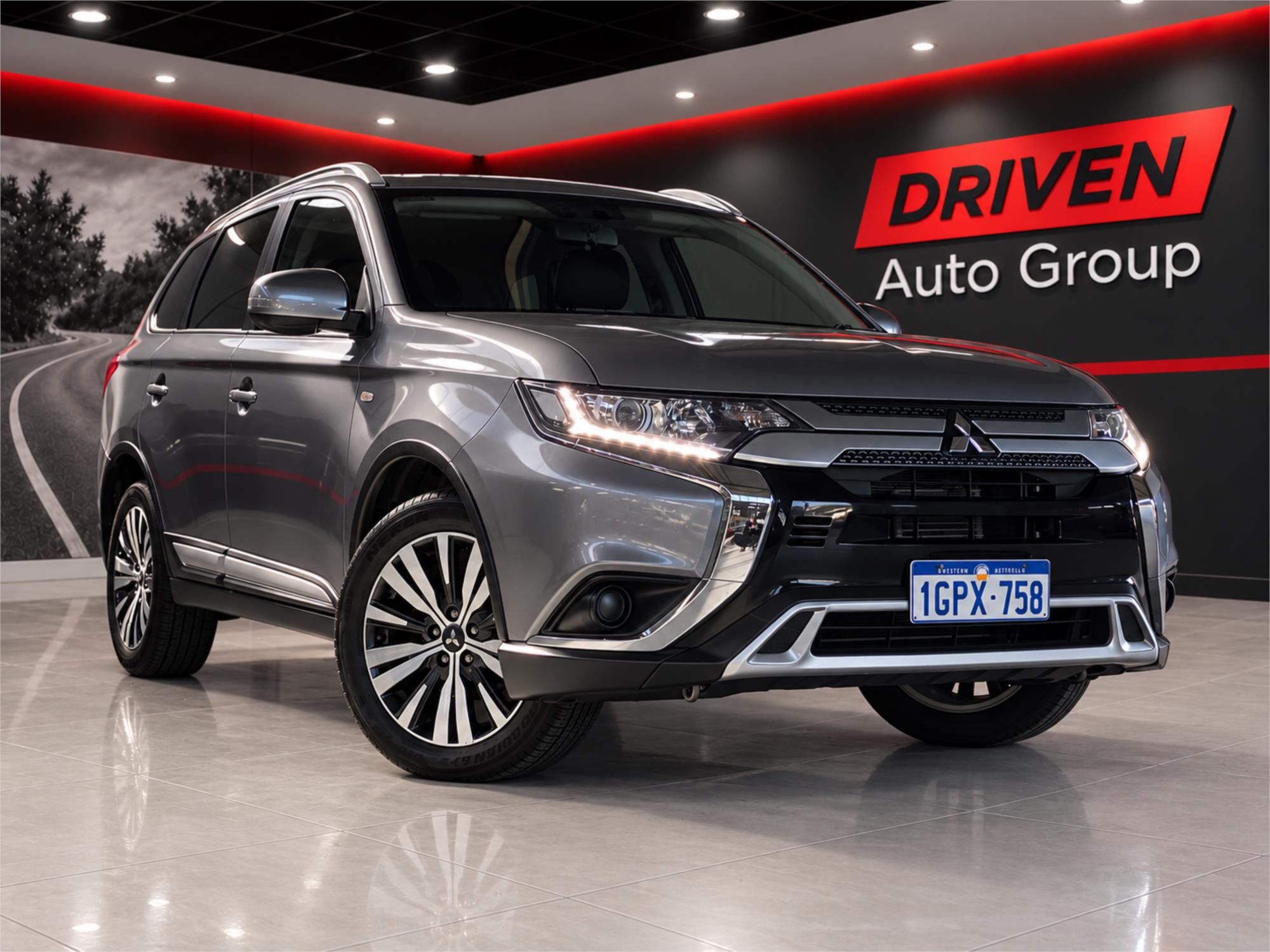 2018 MITSUBISHI OUTLANDER