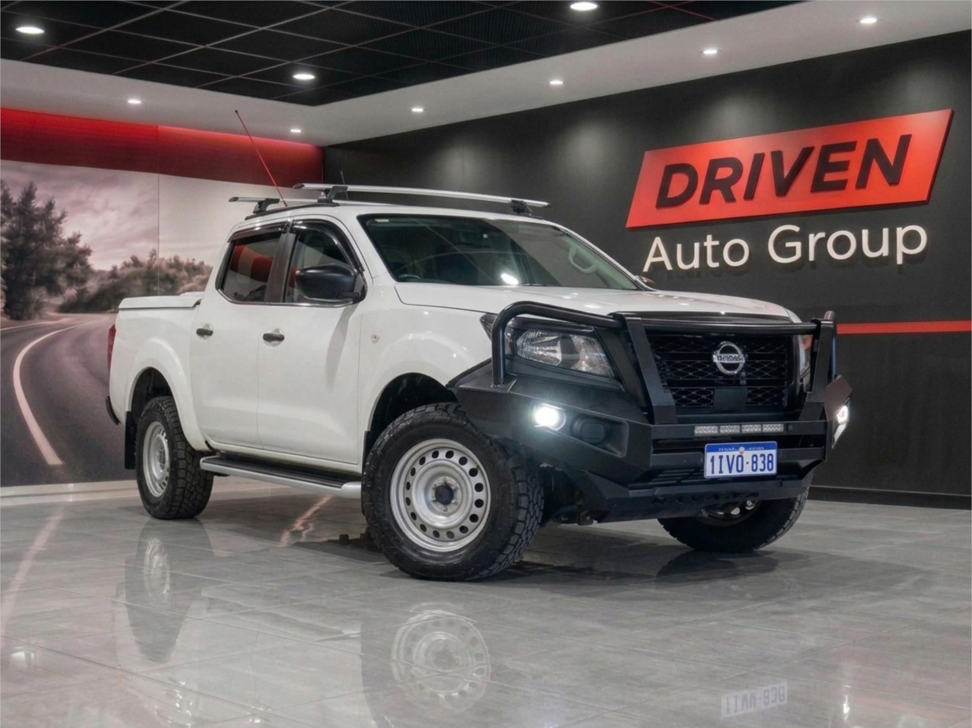 2022 NISSAN NAVARA